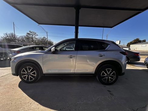 Used 2018 MAZDA CX-5 Touring image 5