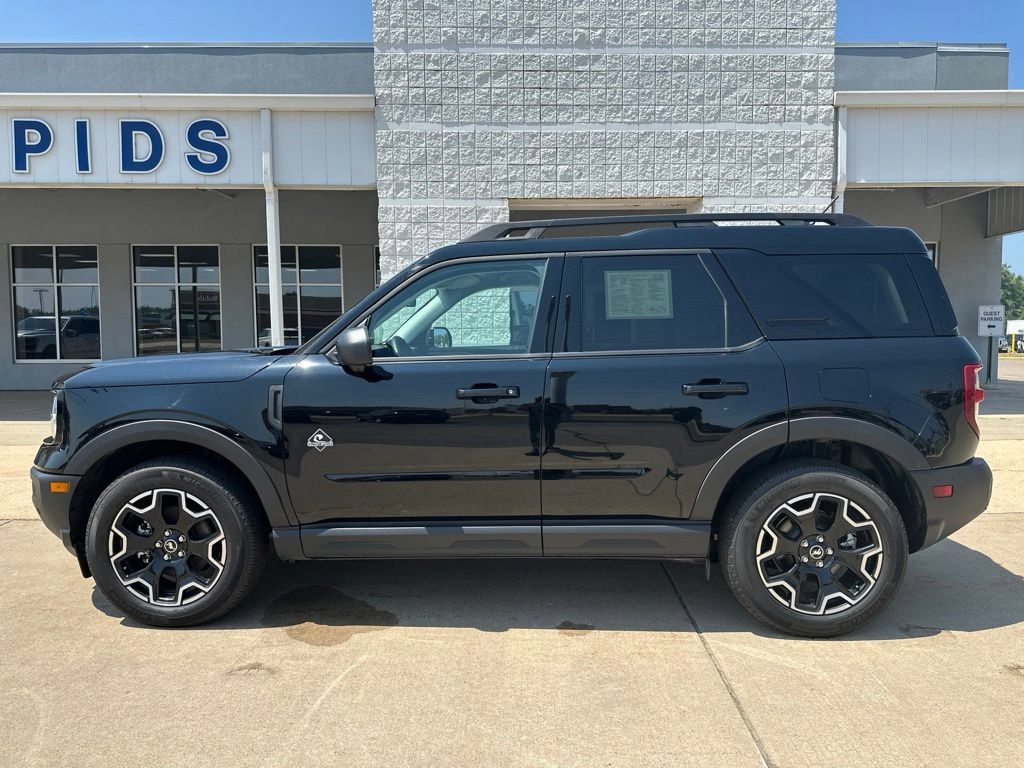 Used 2025 Ford Bronco Sport Outer Banks w/ Outer Banks Tech Package+ AWD/4WD image 4
