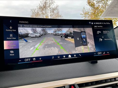 Used 2025 BMW iX xDrive50 image 22