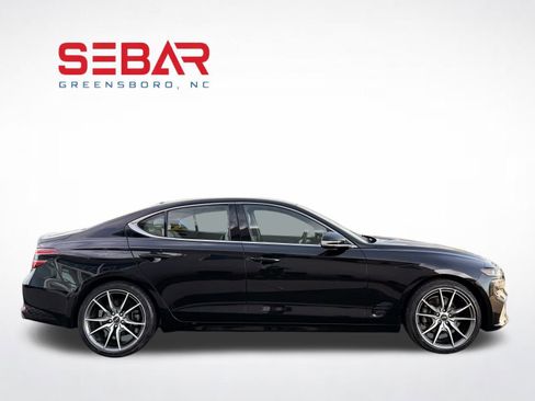 Used 2023 Genesis G70 2.0T AWD/4WD image 3