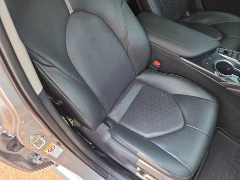 Certified 2018 Toyota Camry XSE w/ Driver Assist Package FWD image 16