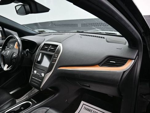 Used 2019 Lincoln MKC Reserve w/ MKC Climate Package image 11