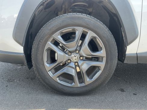 Used 2022 Toyota RAV4 Adventure image 15