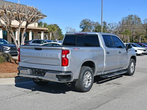 Used 2019 Chevrolet Silverado 1500 LTZ w/ LTZ Convenience Package image 4
