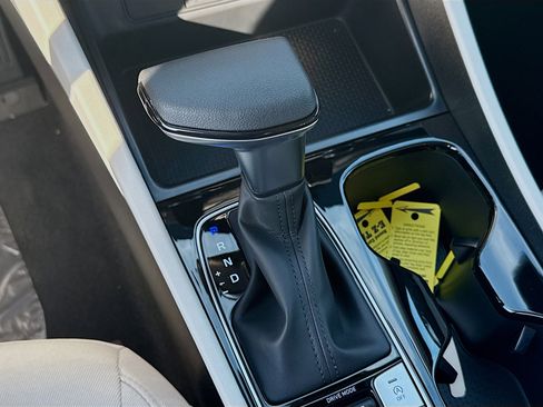 New 2026 Hyundai Tucson SE image 13