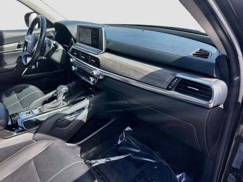 Certified 2022 Kia Telluride EX w/ EX Premium Package AWD/4WD image 31