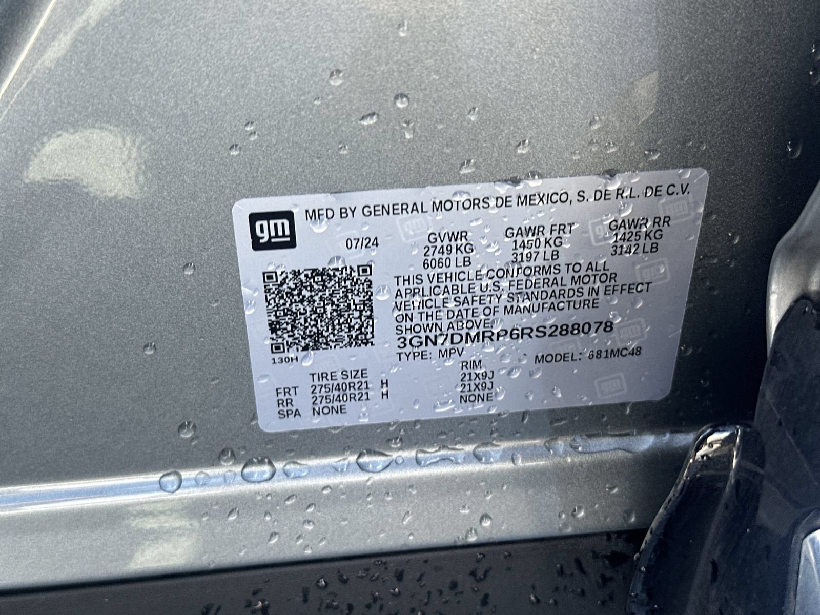 Used 2024 Chevrolet Equinox EV LT FWD image 35