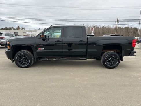 Used 2018 Chevrolet Silverado 2500 LTZ w/ Duramax Plus Package image 4