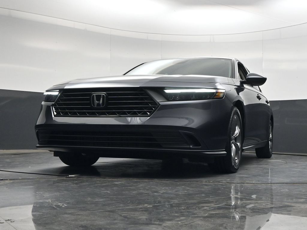 Used 2024 Honda Accord EX image 29