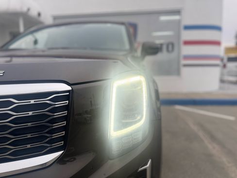 Used 2020 Kia Telluride S w/ S 8 Passenger Seating Package image 13