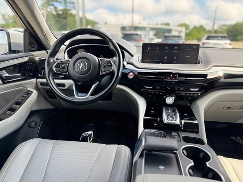 Used 2023 Acura MDX SH-AWD w/ Technology Package image 13
