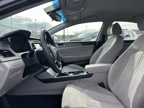 Used 2017 Hyundai Sonata SE image 22