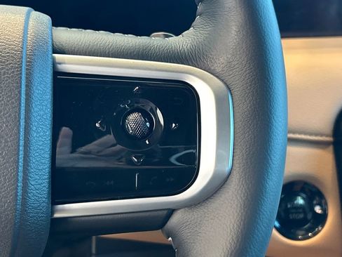 New 2026 Nissan Armada SL w/ Captain's Chari Seat Package image 15