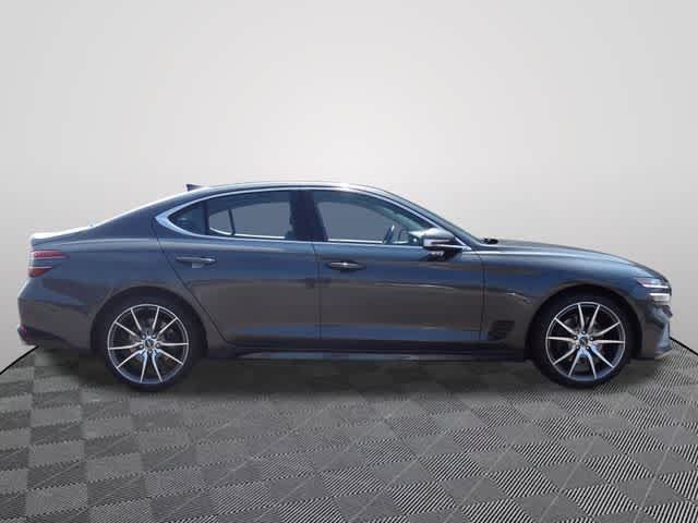 Used 2023 Genesis G70 2.0T RWD image 4