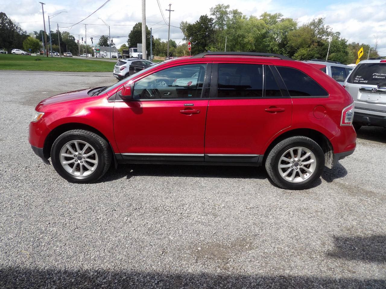 Used 2010 Ford Edge SEL AWD/4WD image 3