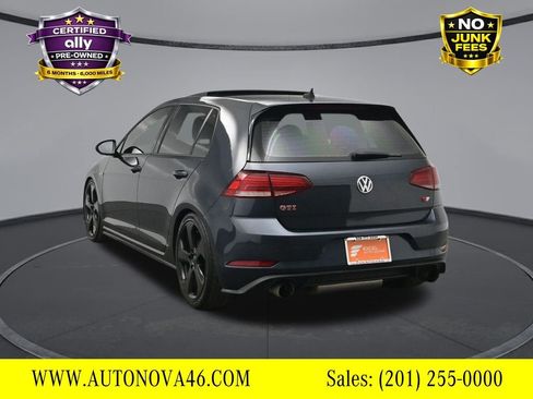 Used 2020 Volkswagen GTI SE image 4
