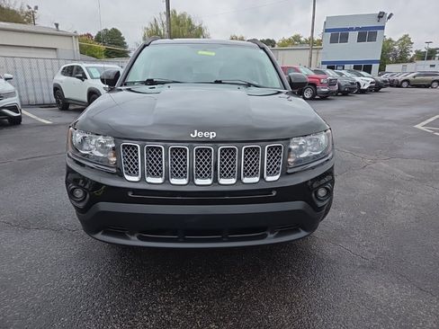 Used 2014 Jeep Compass Latitude w/ Sun/Sound Group image 2