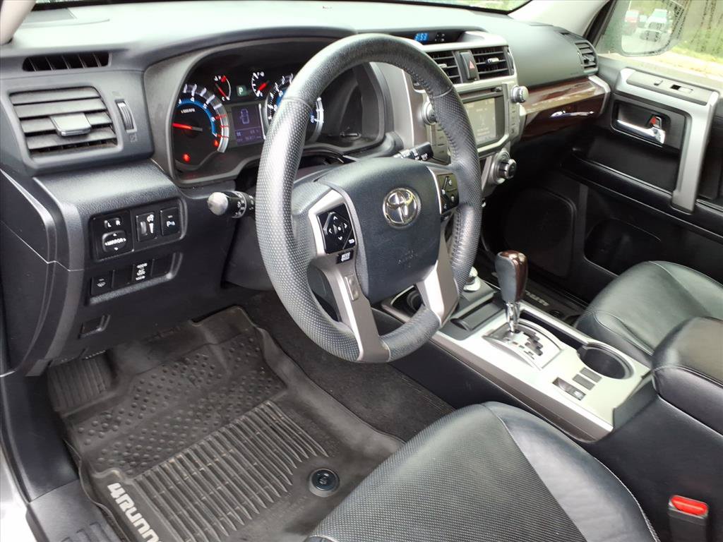 Used 2019 Toyota 4Runner Limited AWD/4WD image 6