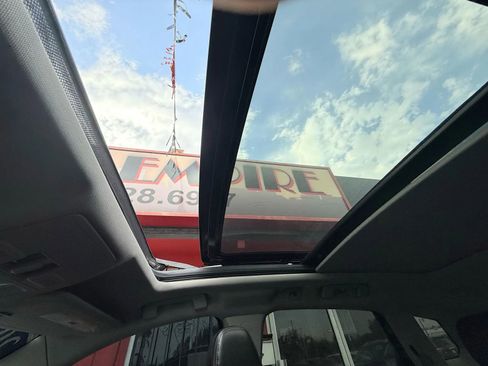 Used 2016 Cadillac SRX Performance w/ Driver Awareness Package image 10