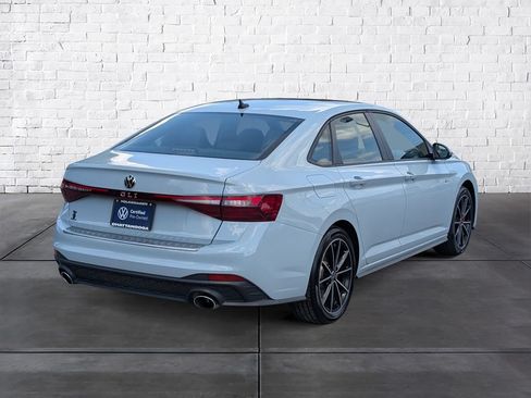 Used 2025 Volkswagen Jetta GLI Autobahn FWD image 7