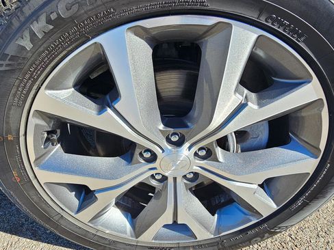 Used 2022 Hyundai Palisade Limited image 15