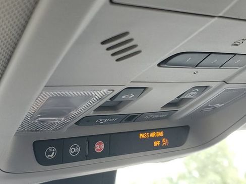 Certified 2020 Chevrolet Equinox Premier FWD image 29