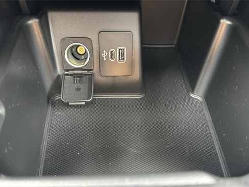 New 2025 Ford Explorer Active w/ Active Comfort Package image 29