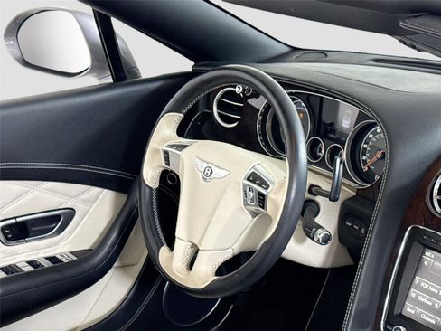 Used 2013 Bentley Continental GT image 28