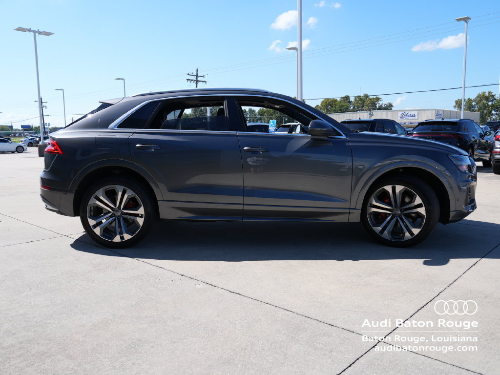 Used 2019 Audi Q8 Prestige AWD/4WD image 6