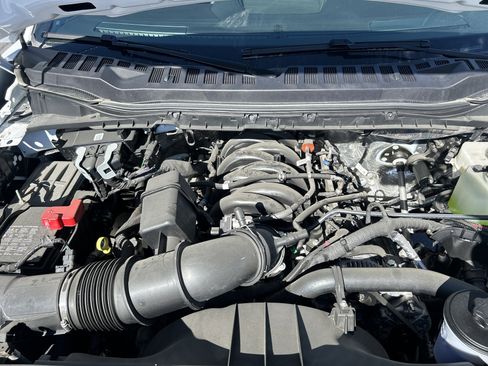 New 2025 Ford F450 XL w/ XL Chrome Package image 29