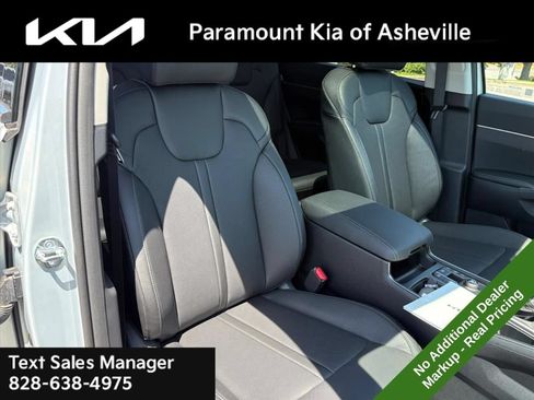 New 2026 Kia Sorento S w/ S Panoramic Sunroof Package FWD image 21
