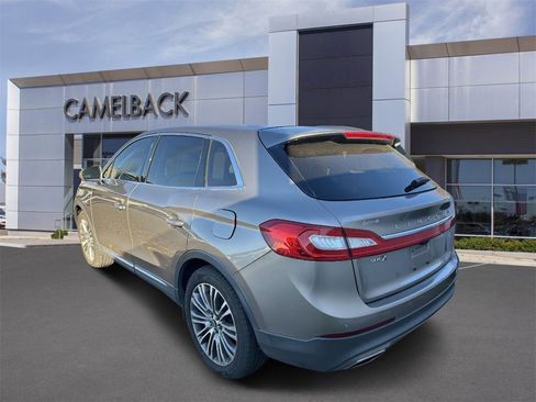 Used 2018 Lincoln MKX Reserve w/ Enhanced Security Package image 4