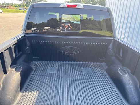 Used 2020 Ford F150 XLT w/ Equipment Group 302A Luxury AWD/4WD image 6