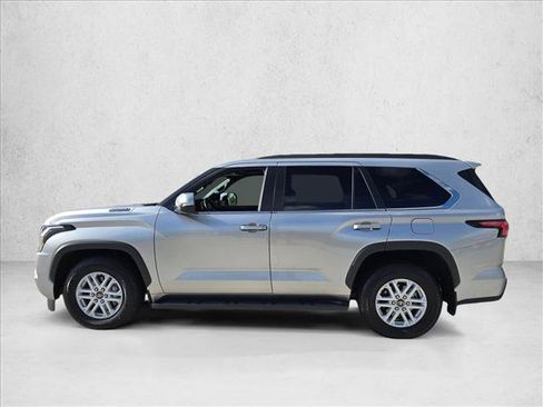Certified 2025 Toyota Sequoia SR5 AWD/4WD image 8