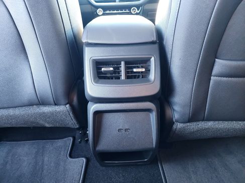 New 2026 Chevrolet Equinox EV LT image 17