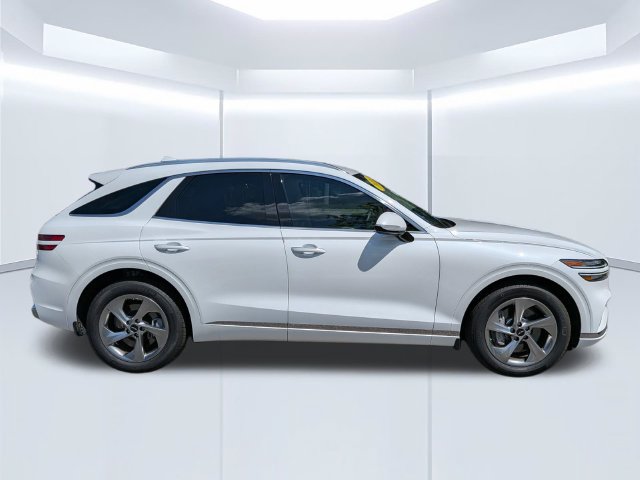 Used 2026 Genesis GV70 2.5T Select AWD/4WD image 3