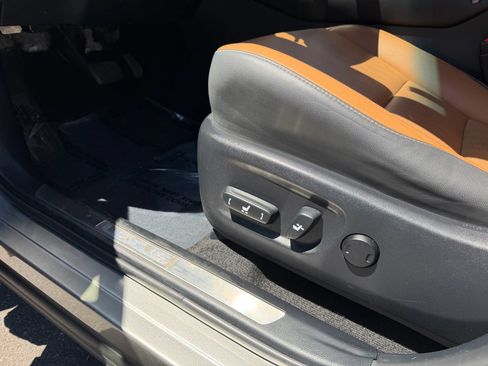 Used 2018 Lexus NX 300 AWD w/ Premium Package image 17