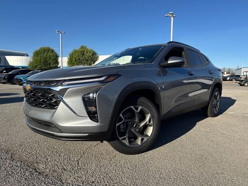 New 2026 Chevrolet Trax LT w/ LT Convenience Package image 1