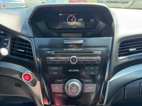 Used 2013 Acura ILX w/ Premium Package FWD image 25
