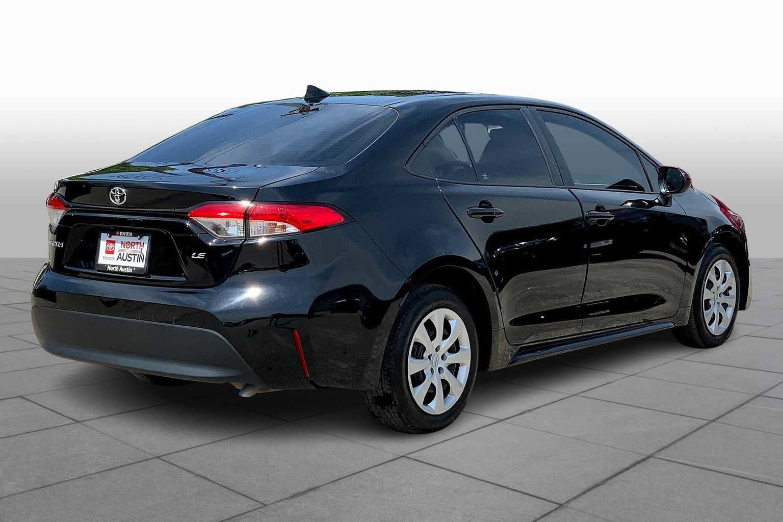 Used 2023 Toyota Corolla LE FWD image 13