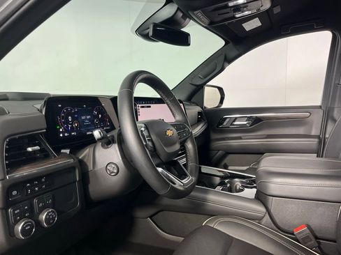 Used 2025 Chevrolet Tahoe Premier image 19