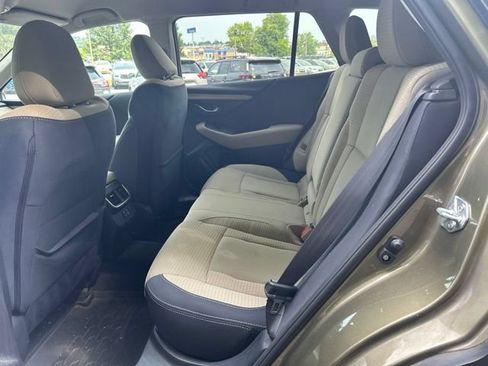 Used 2024 Subaru Outback Premium w/ Popular Package #1A AWD/4WD image 14