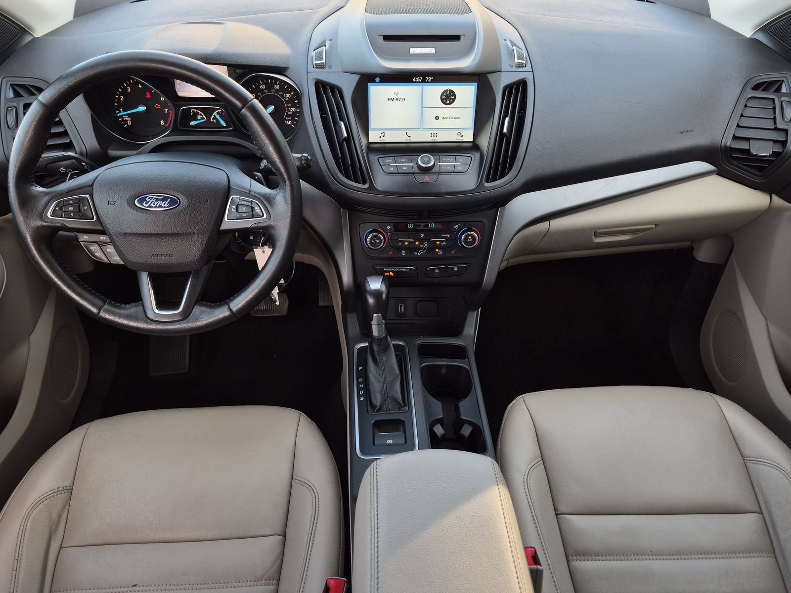Used 2017 Ford Escape SE w/ SE Leather Comfort Package AWD/4WD image 16