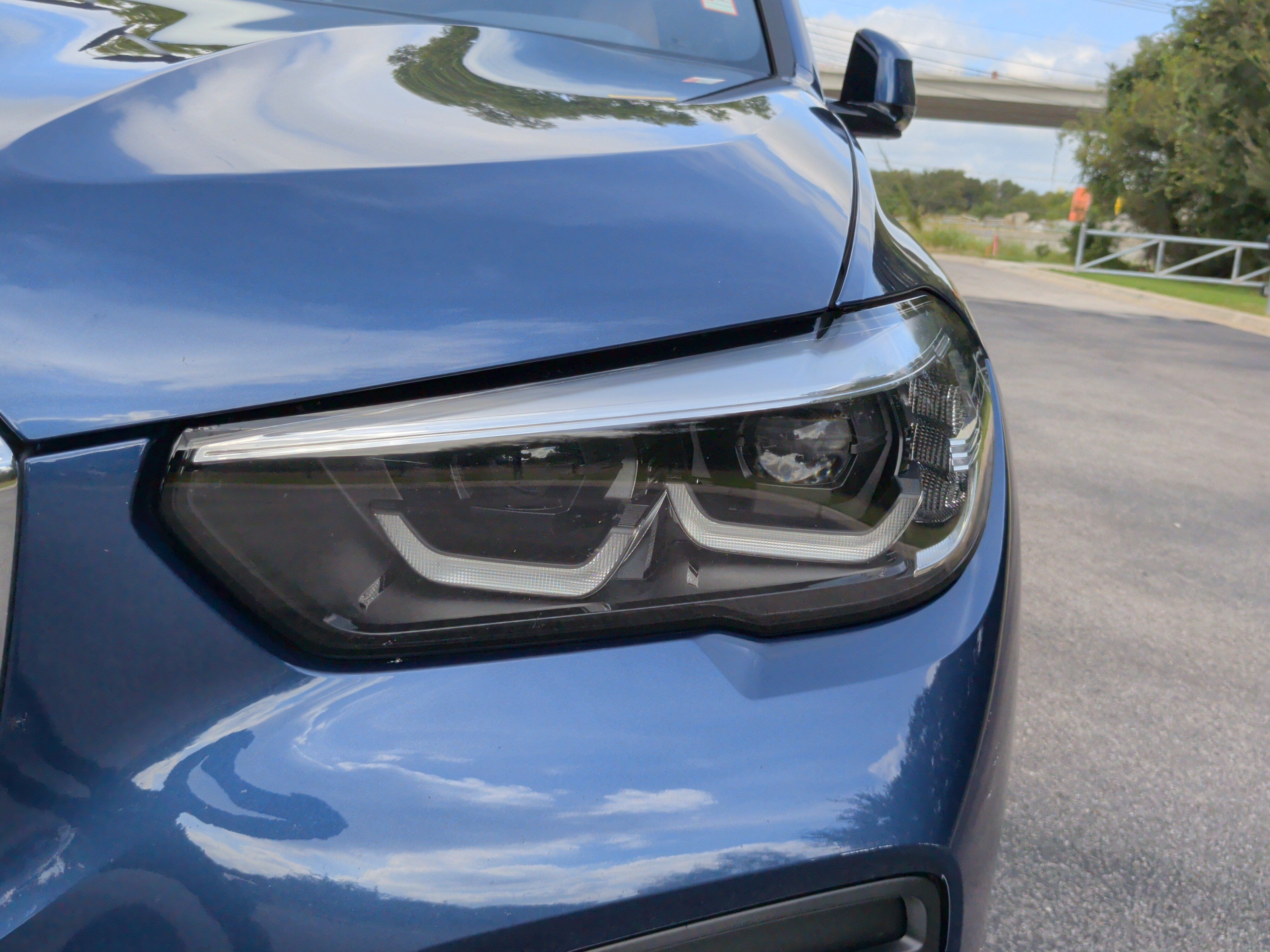 Used 2023 BMW X5 sDrive40i w/ Premium Package RWD image 3