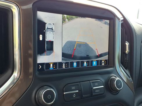Used 2022 Chevrolet Silverado 2500 High Country w/ Safety Package II AWD/4WD image 13