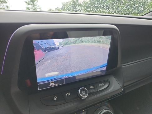 Used 2022 Chevrolet Camaro SS RWD image 16