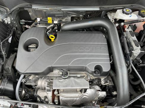 Used 2025 Chevrolet Equinox LT image 33