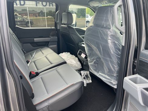 New 2025 Ford F150 Lariat w/ Equipment Group 501A Mid image 17