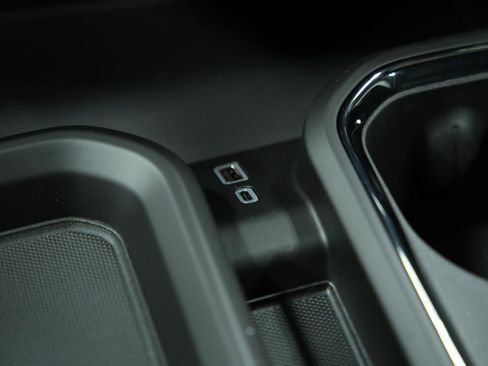 New 2026 GMC Sierra 2500 AT4 w/ AT4 Premium Plus Package image 42