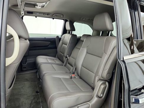 Used 2016 Honda Odyssey Touring image 25